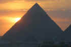 pyramids9.jpg (36998 oCg)